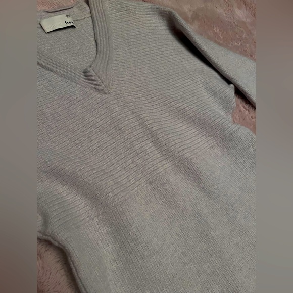 Wilfred grey sweater 🌚 - Picture 3 of 6